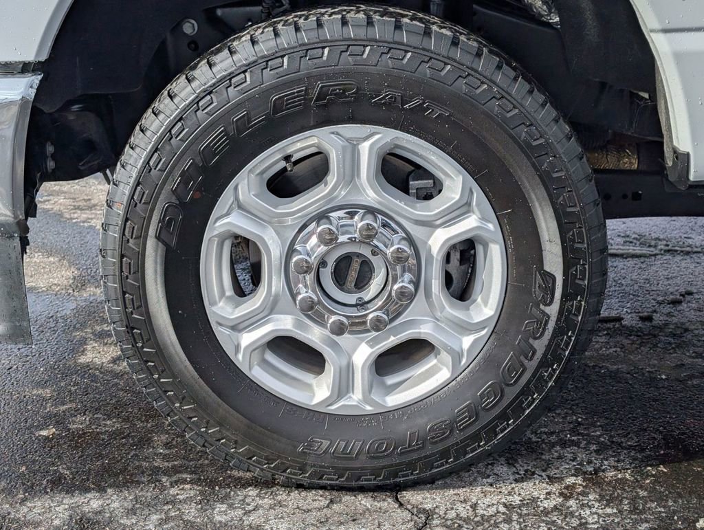 Certified 2025 Ford F350 XLT image 13