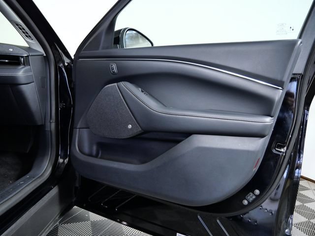 Certified 2024 Ford Mustang Mach-E Premium AWD/4WD image 9