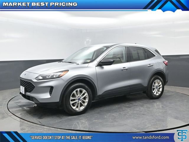 Certified 2022 Ford Escape SE