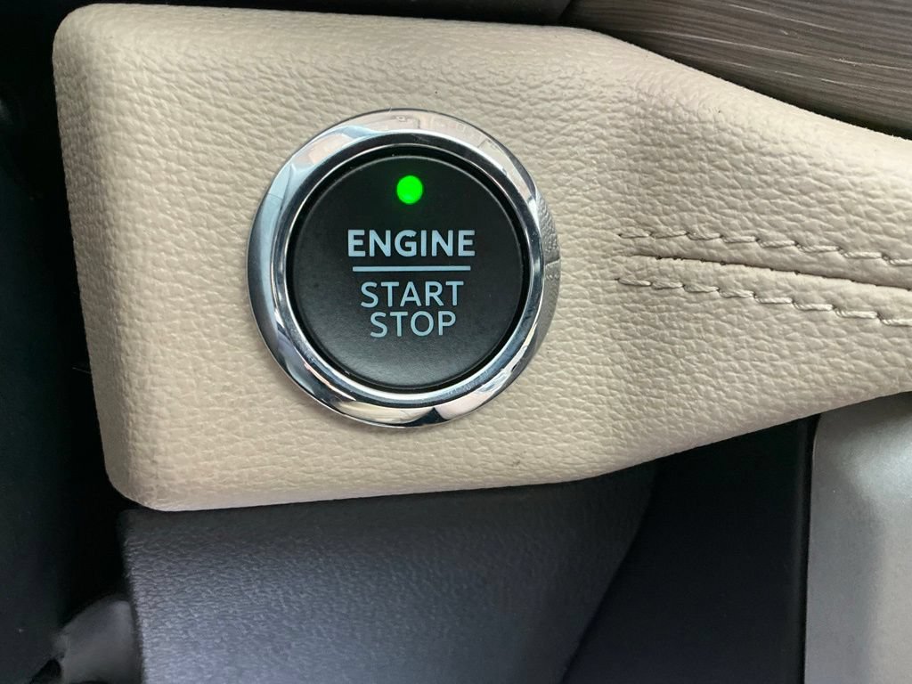 Certified 2024 Ford Expedition Max Limited RWD image 39