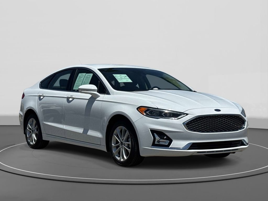 Certified 2019 Ford Fusion Energi Titanium FWD image 4