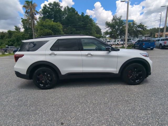 Certified 2024 Ford Explorer ST w/ Equipment Group 401A AWD/4WD image 4
