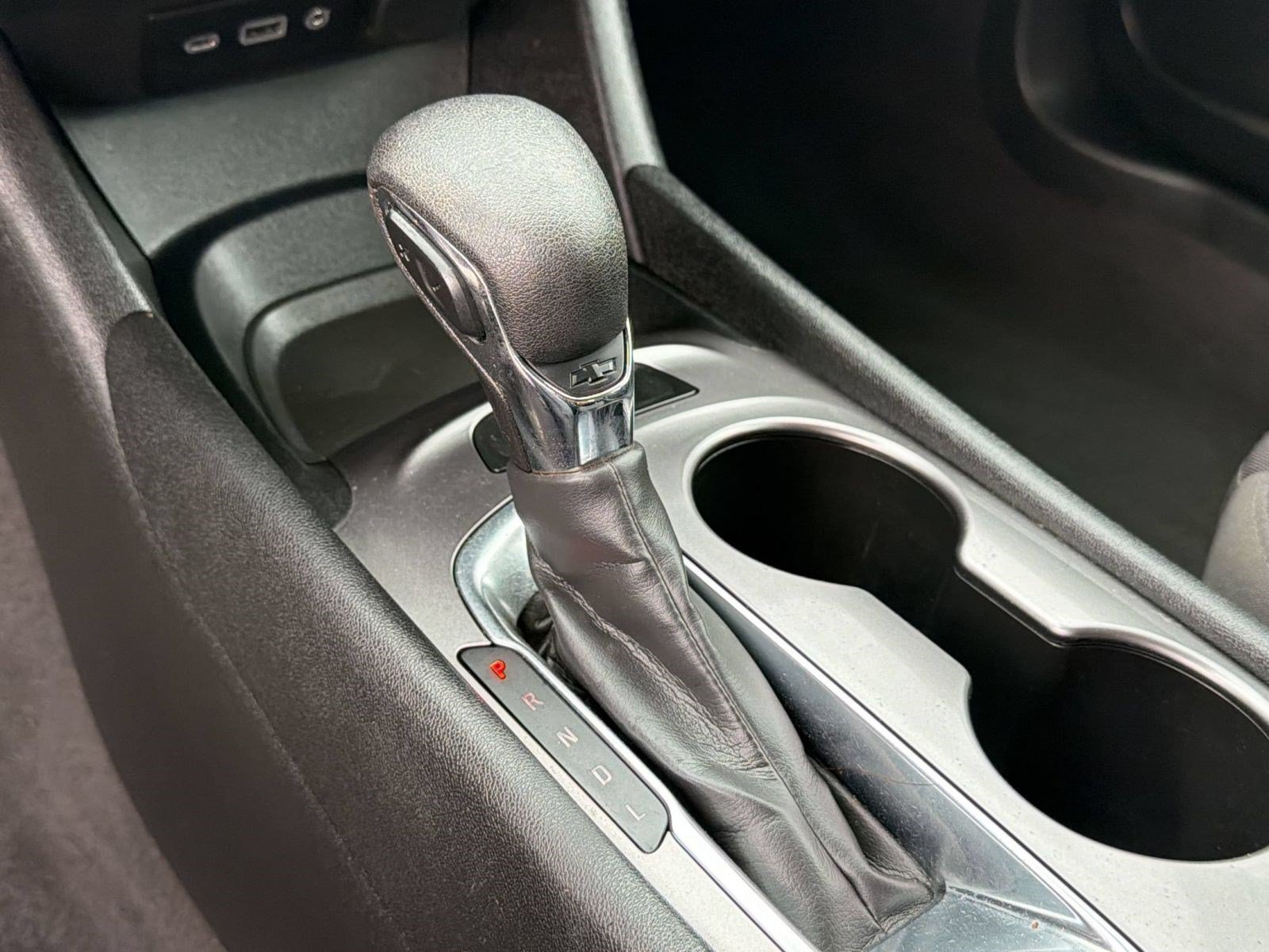 Used 2022 Chevrolet Malibu LS FWD image 18