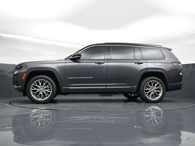 Used 2025 Jeep Grand Cherokee L Summit AWD/4WD image 31