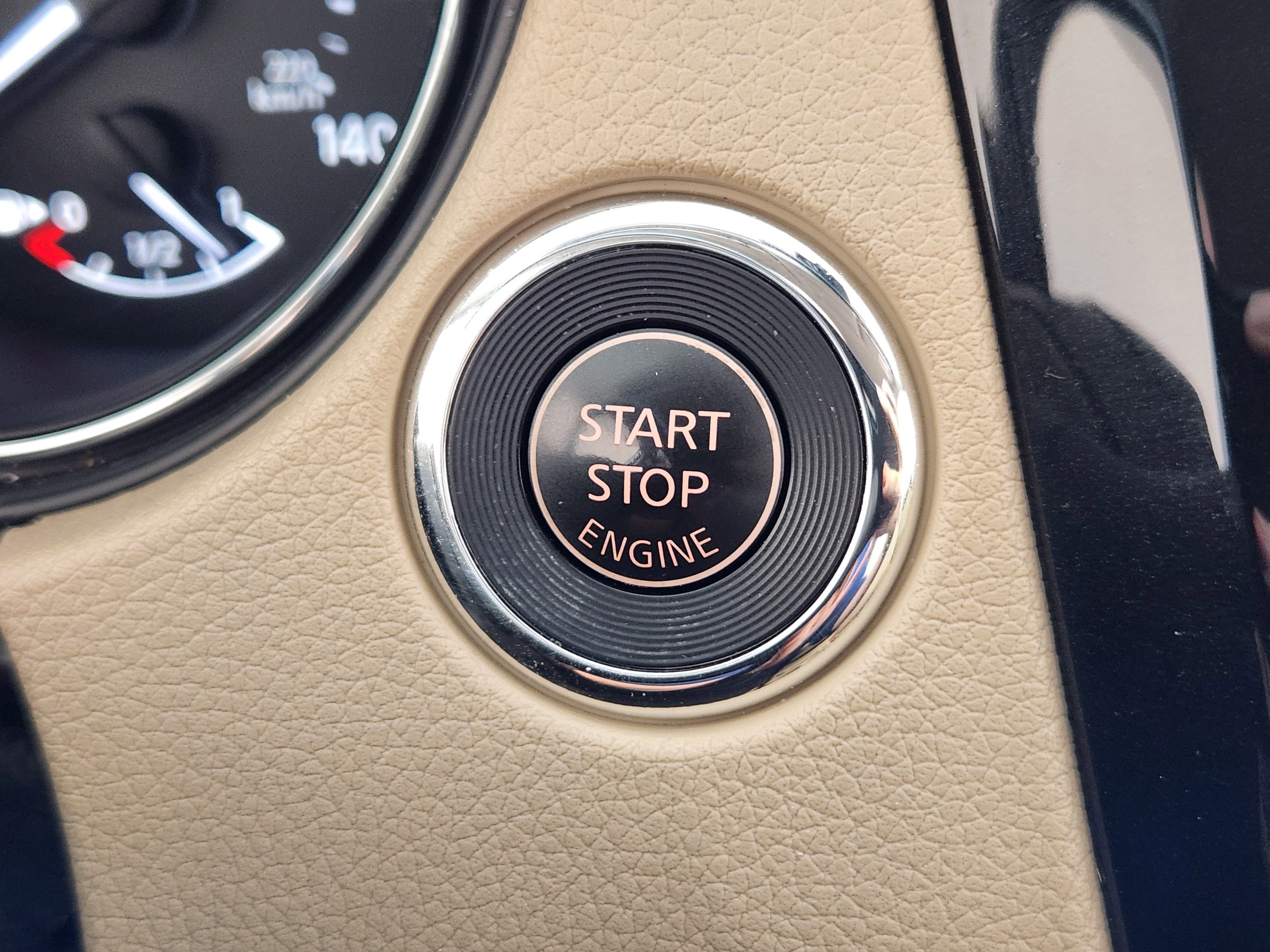 Used 2019 Nissan Rogue SL image 26