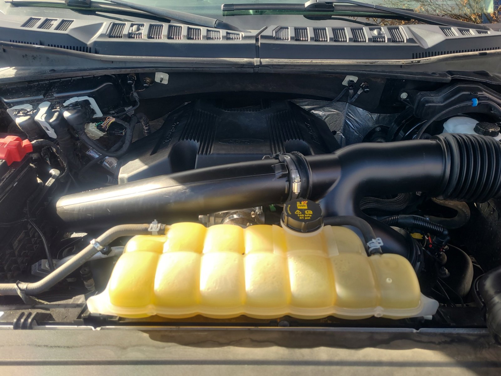 Certified 2020 Ford F150 Lariat w/ Equipment Group 502A Luxury image 22