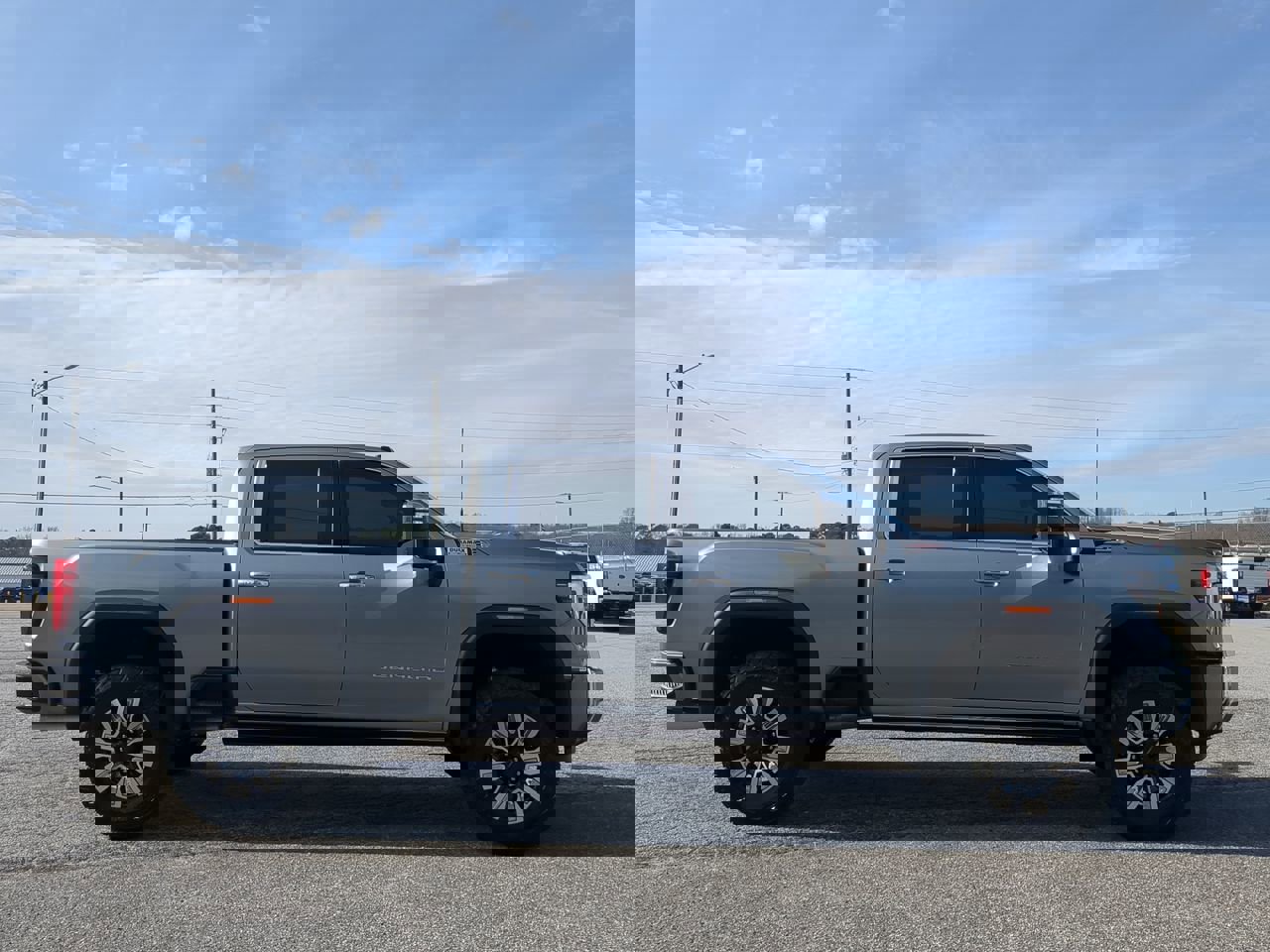 Used 2024 GMC Sierra 3500 Denali w/ Denali Reserve Package image 6