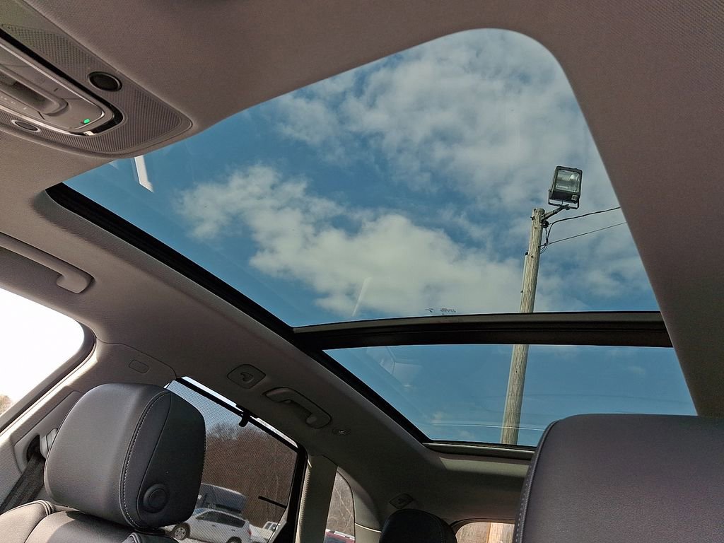 Used 2023 Audi Q5 2.0T Prestige w/ Prestige Package image 15