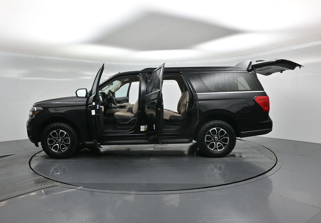 Certified 2024 Ford Expedition Max XLT image 59