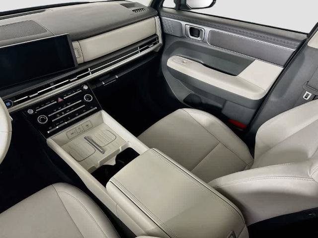 Used 2026 Hyundai Santa Fe SE FWD image 11