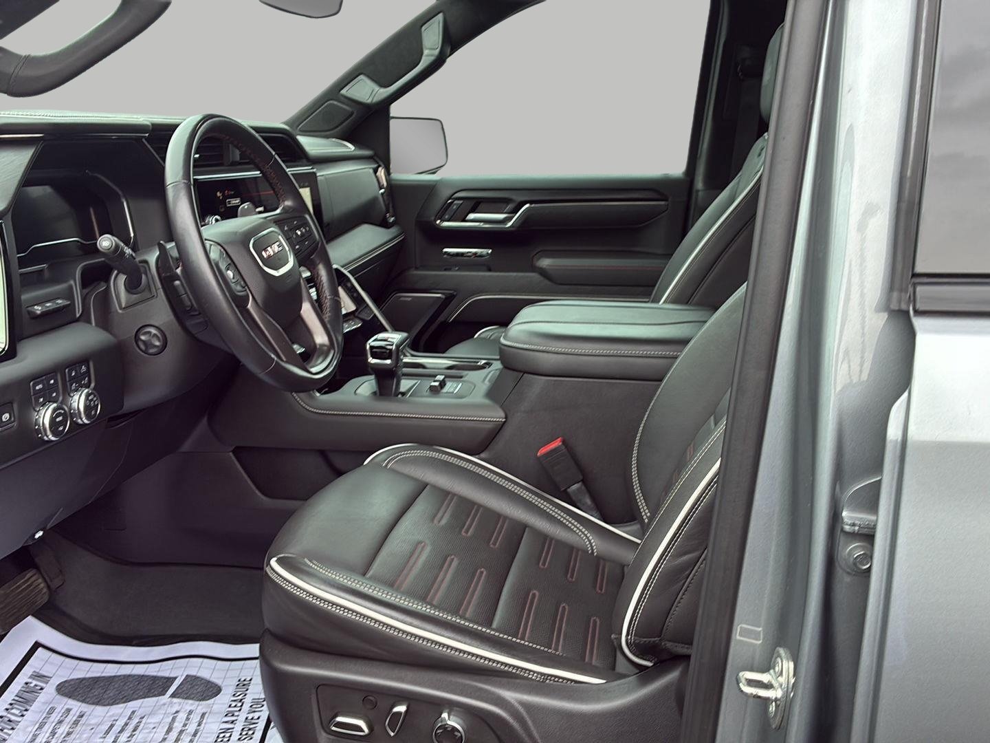Used 2024 GMC Sierra 1500 AT4X w/ AT4X AEV Edition AWD/4WD image 18