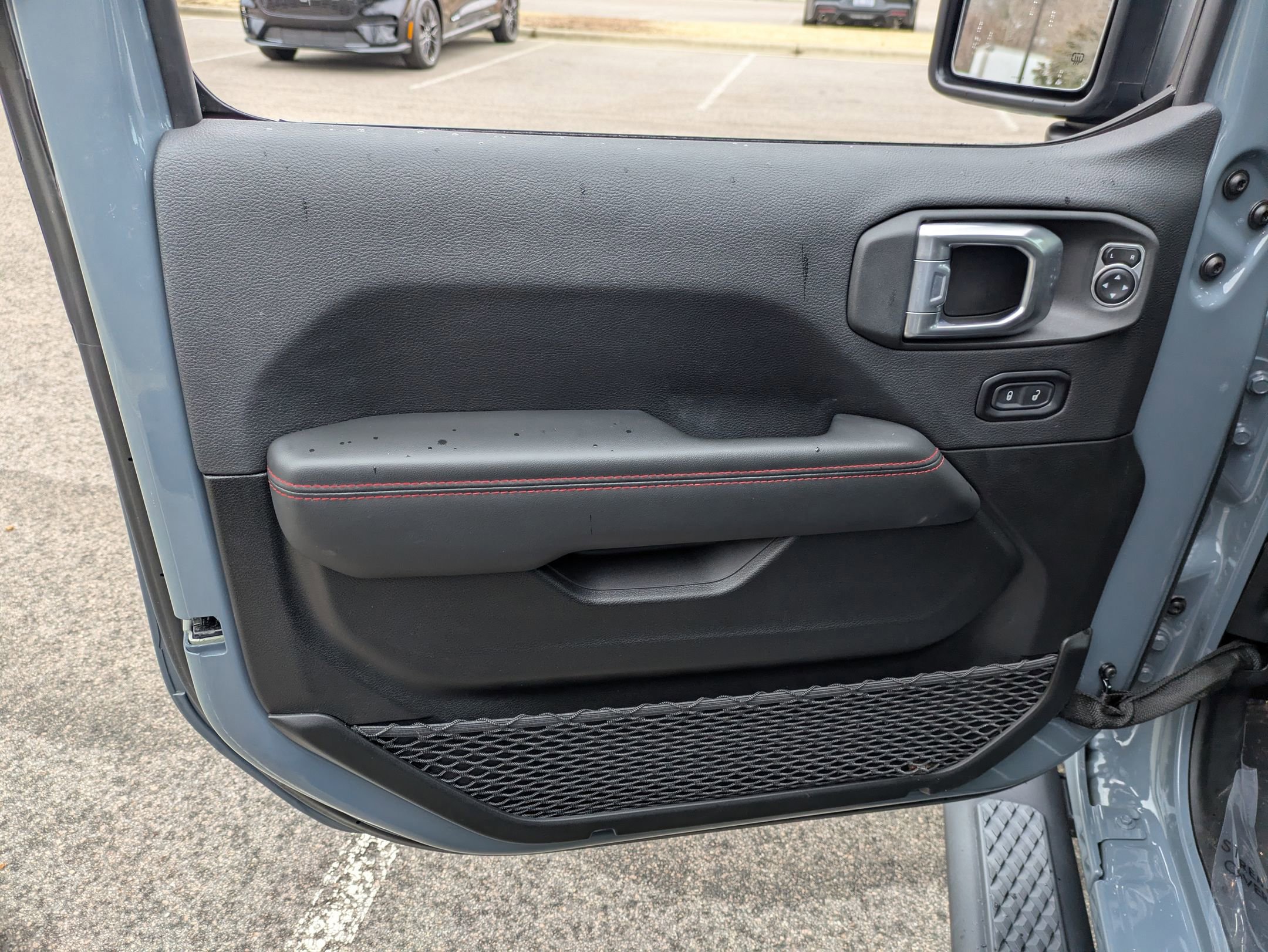 Used 2024 Jeep Gladiator Rubicon image 15