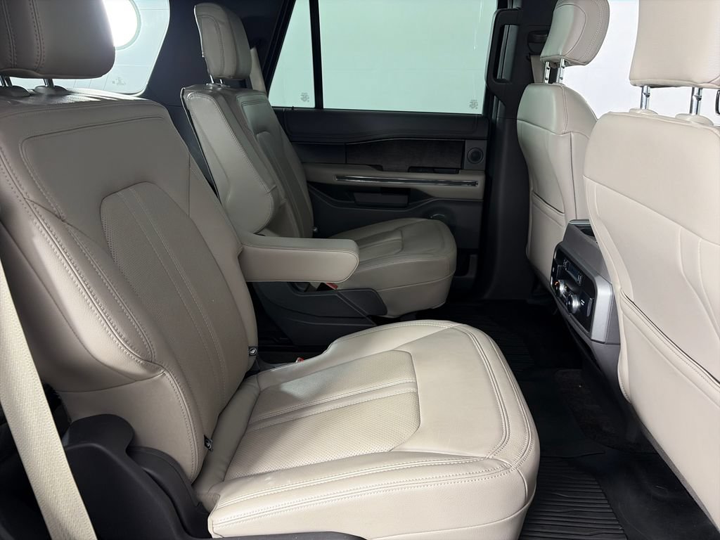 Certified 2018 Ford Expedition Limited w/ Equipment Group 302A AWD/4WD image 29