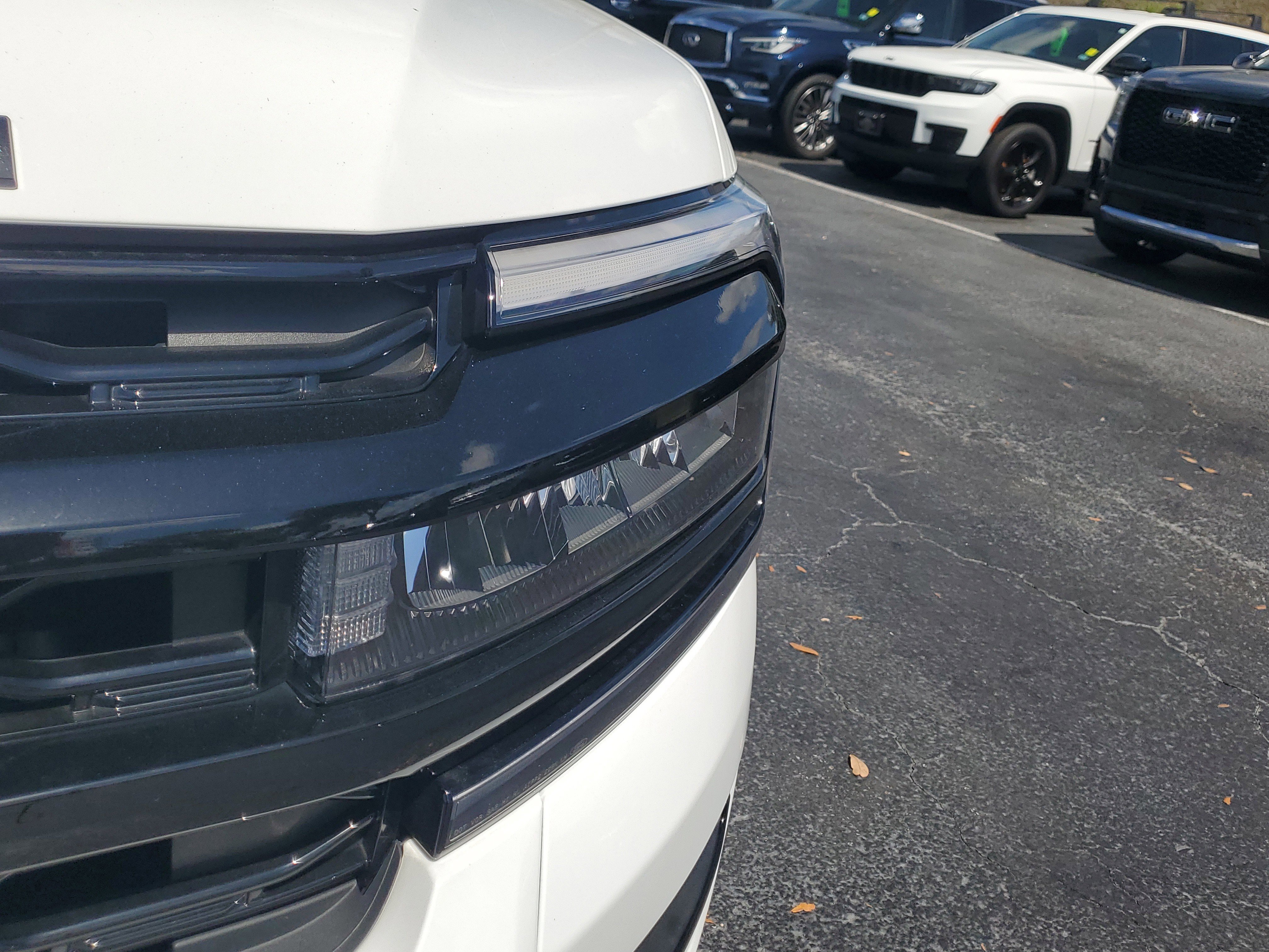 Certified 2024 Ford Expedition Limited image 6