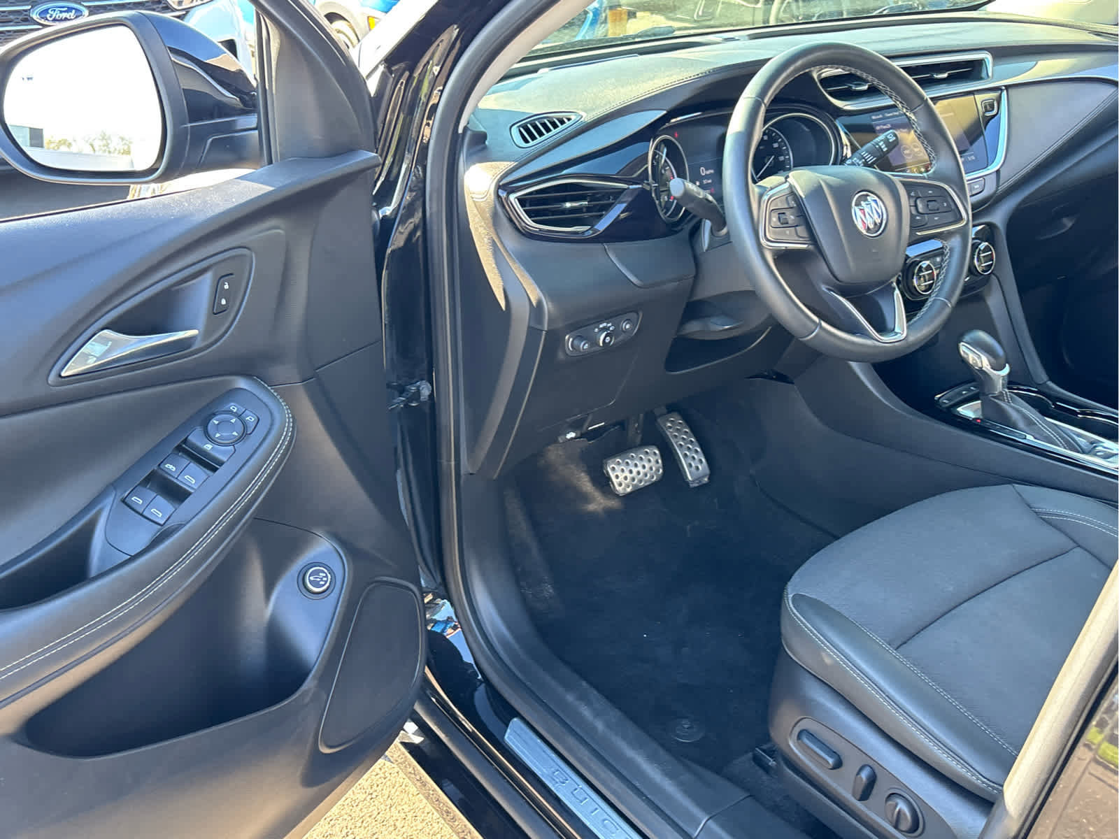 Used 2023 Buick Encore GX Select w/ Sport Touring Package image 10