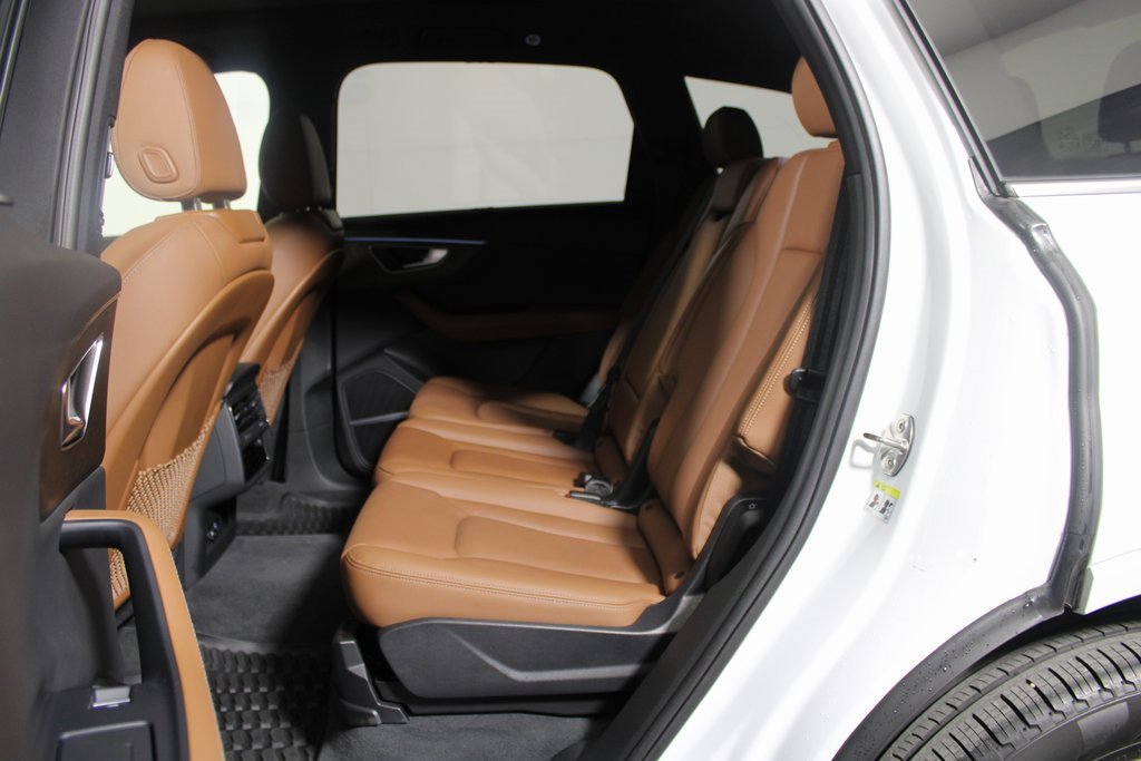 Used 2025 Audi Q7 3.0T Premium Plus w/ Premium Plus Package image 11