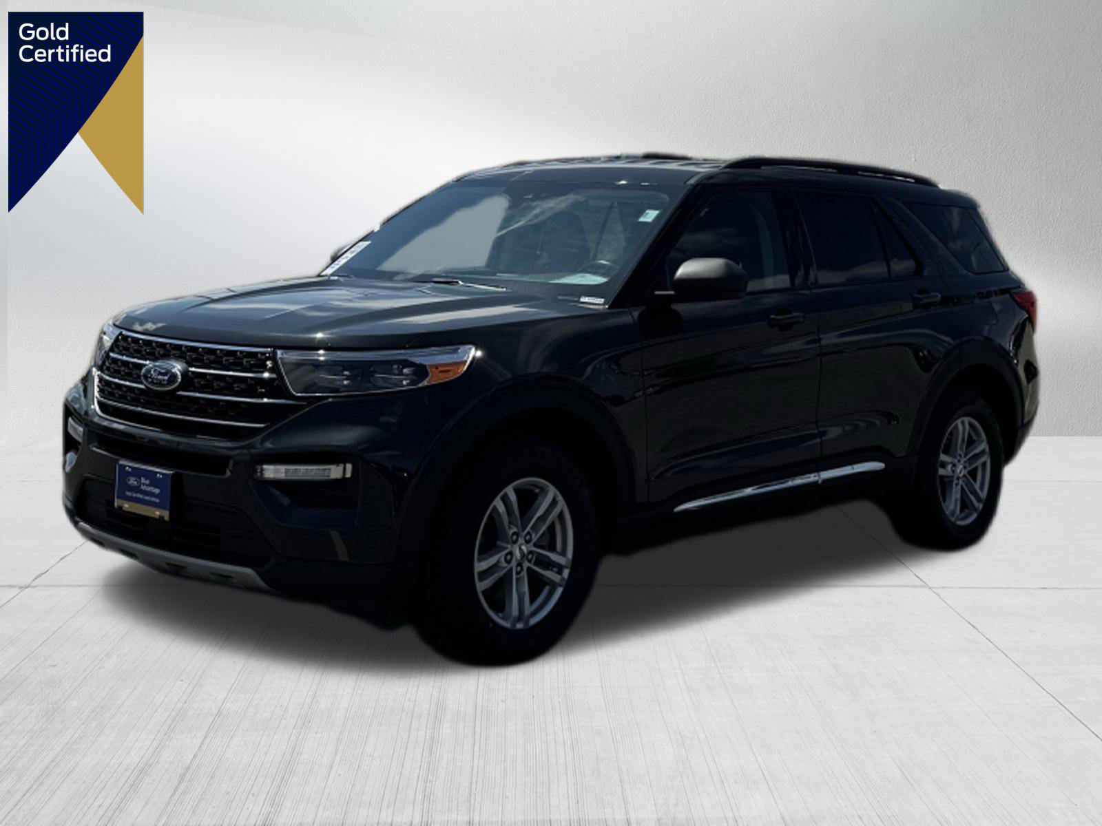 Certified 2022 Ford Explorer XLT w/ Equipment Group 202A