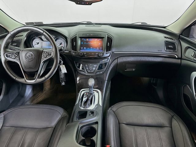 Used 2017 Buick Regal Sport Touring image 13