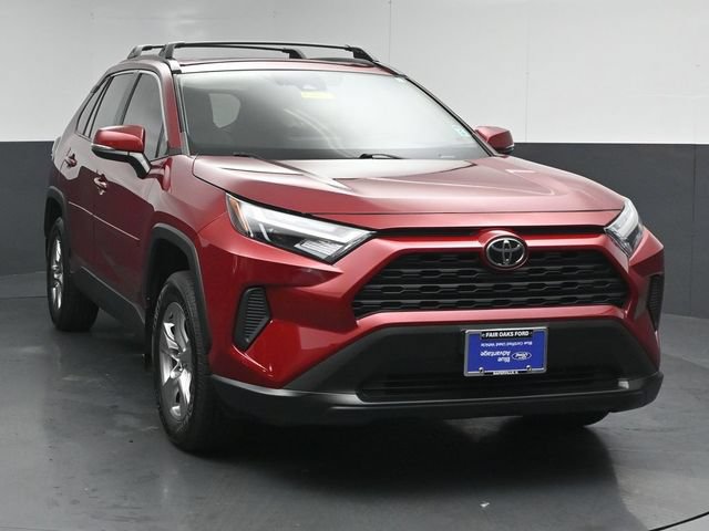 Used 2023 Toyota RAV4 XLE w/ Convenience Package AWD/4WD image 2