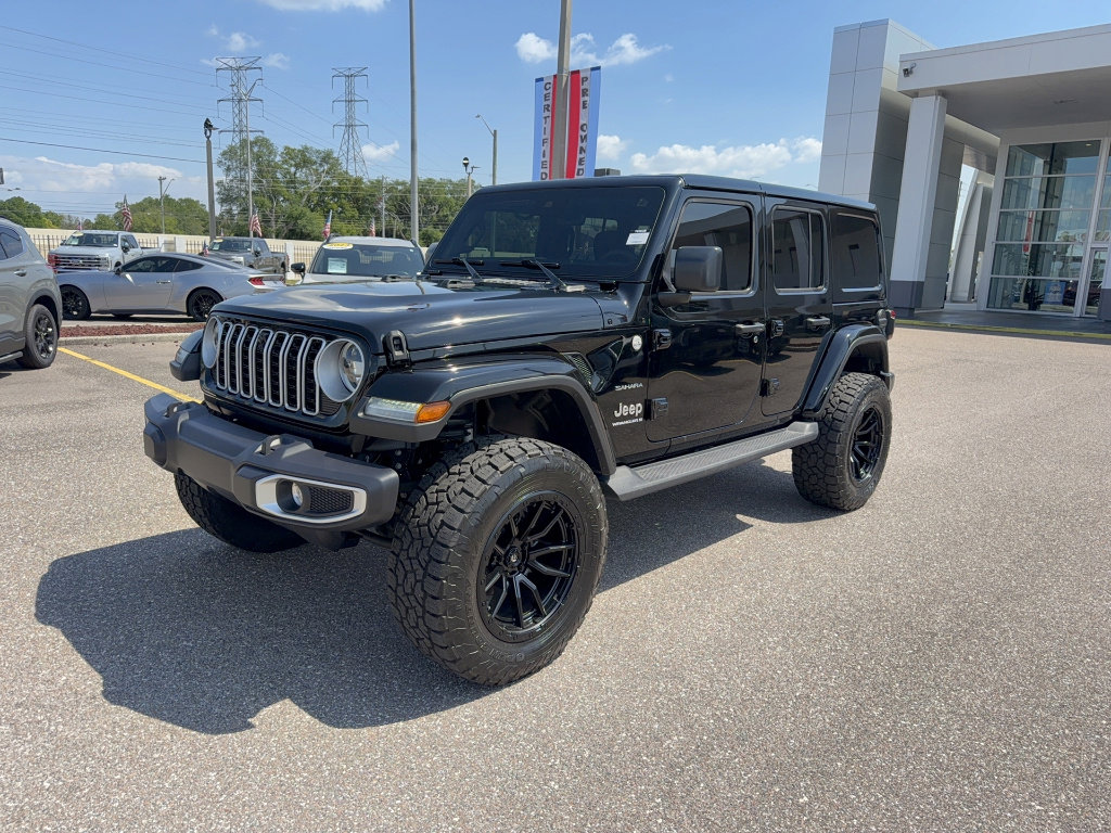 Used 2024 Jeep Wrangler Sahara w/ Technology Group image 2