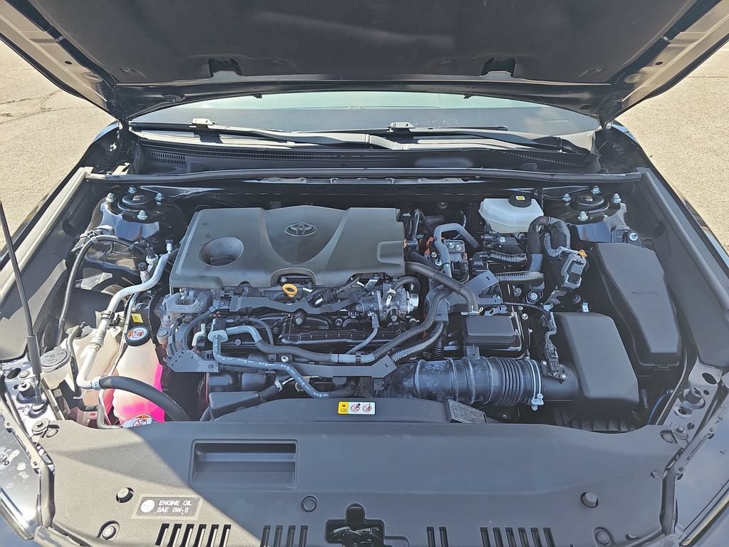 Used 2025 Toyota Camry SE FWD image 29