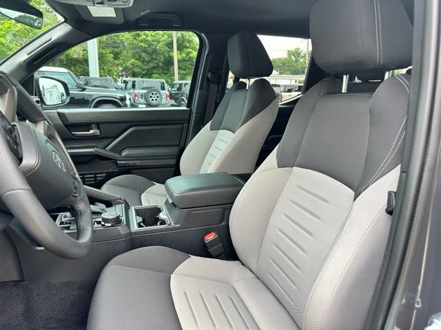 Used 2024 Toyota Tacoma TRD Sport AWD/4WD image 31