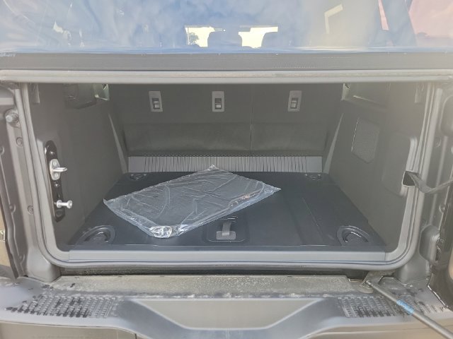 Certified 2025 Ford Bronco Big Bend w/ Black Diamond Package AWD/4WD image 7