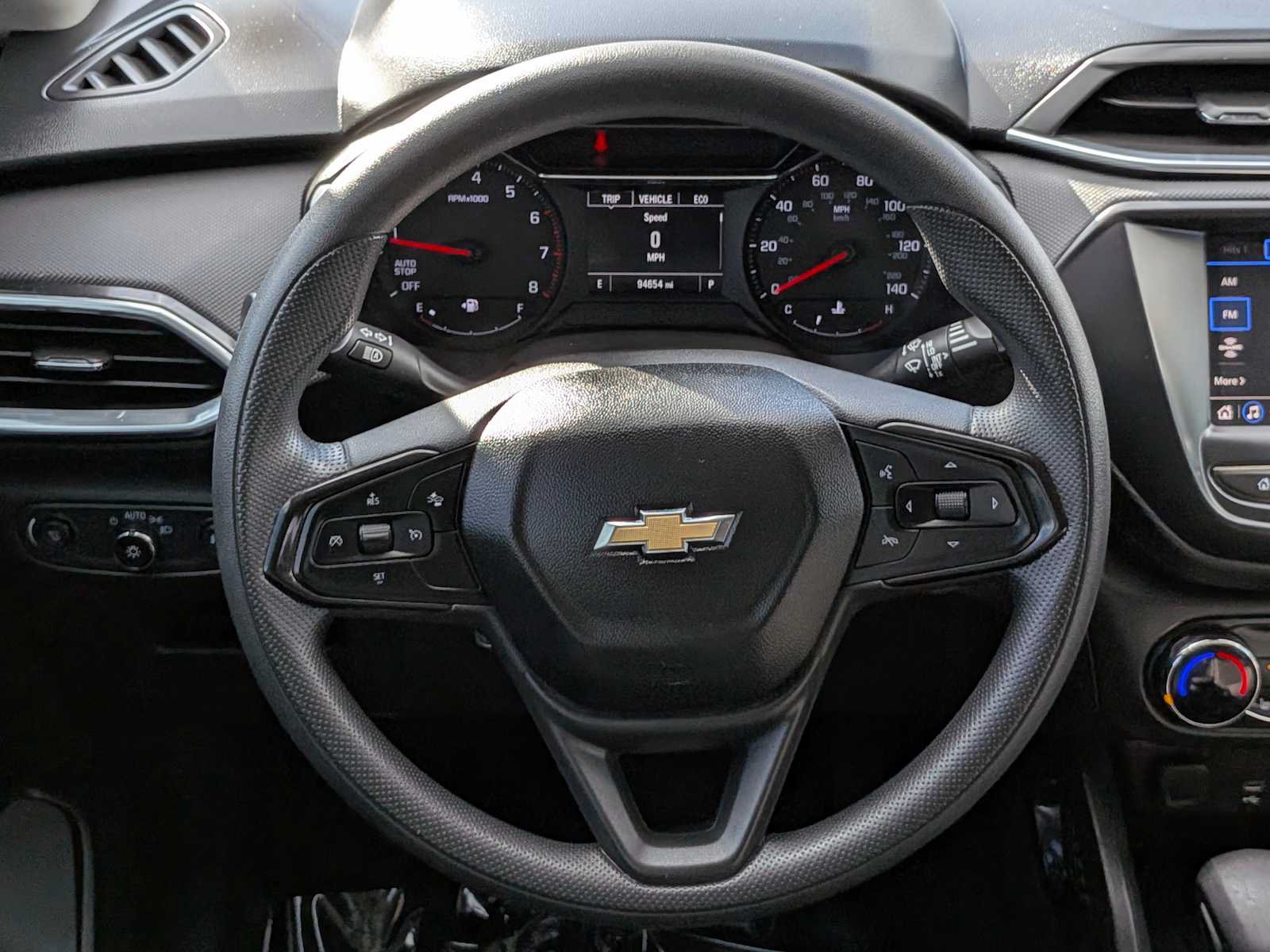 Used 2022 Chevrolet TrailBlazer LT FWD image 21