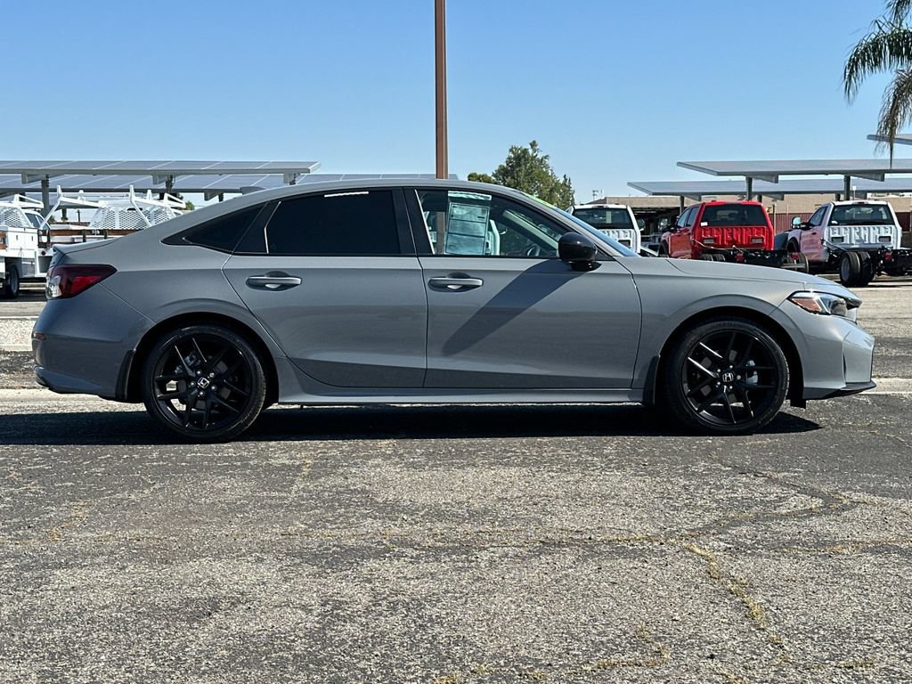 Used 2025 Honda Civic Sport image 2