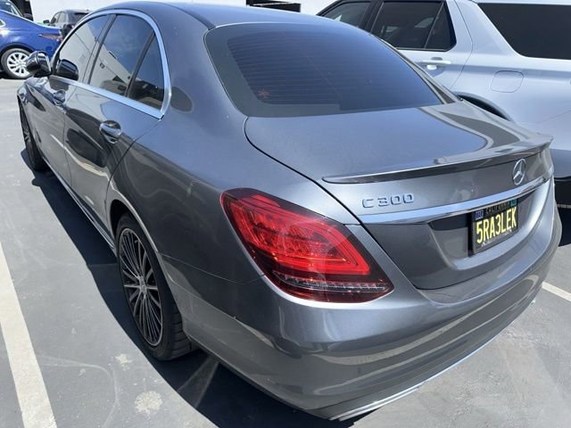 Used 2019 Mercedes-Benz C 300 Sedan video 2