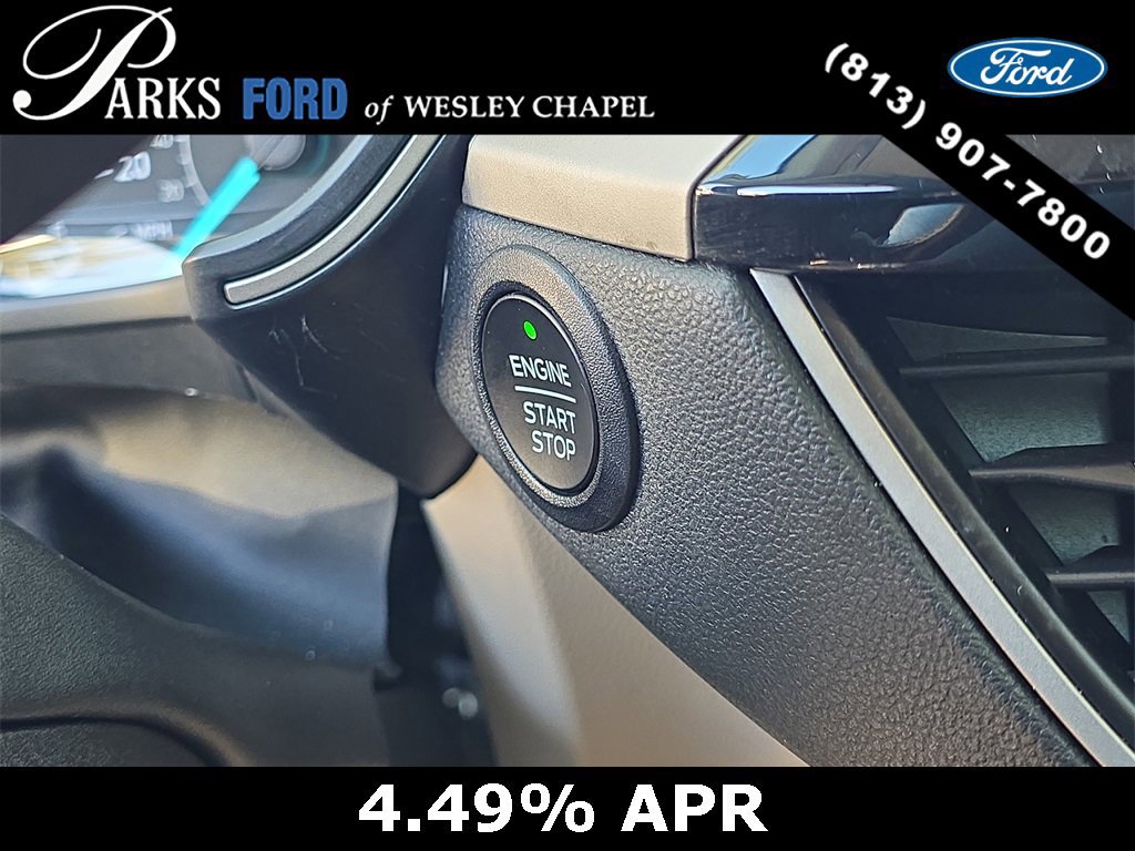 Certified 2022 Ford Escape SE w/ SE Sport Appearance Package image 24