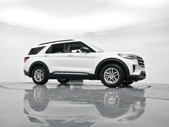 Certified 2025 Ford Explorer Active image 35
