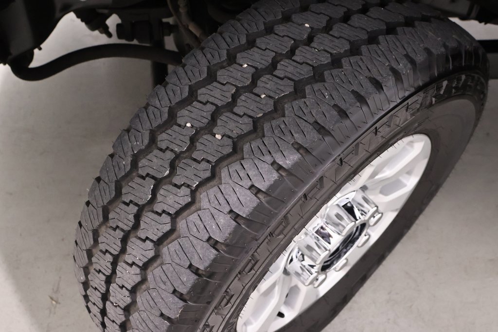 Certified 2024 Ford F250 XLT w/ FX4 Off-Road Package image 38