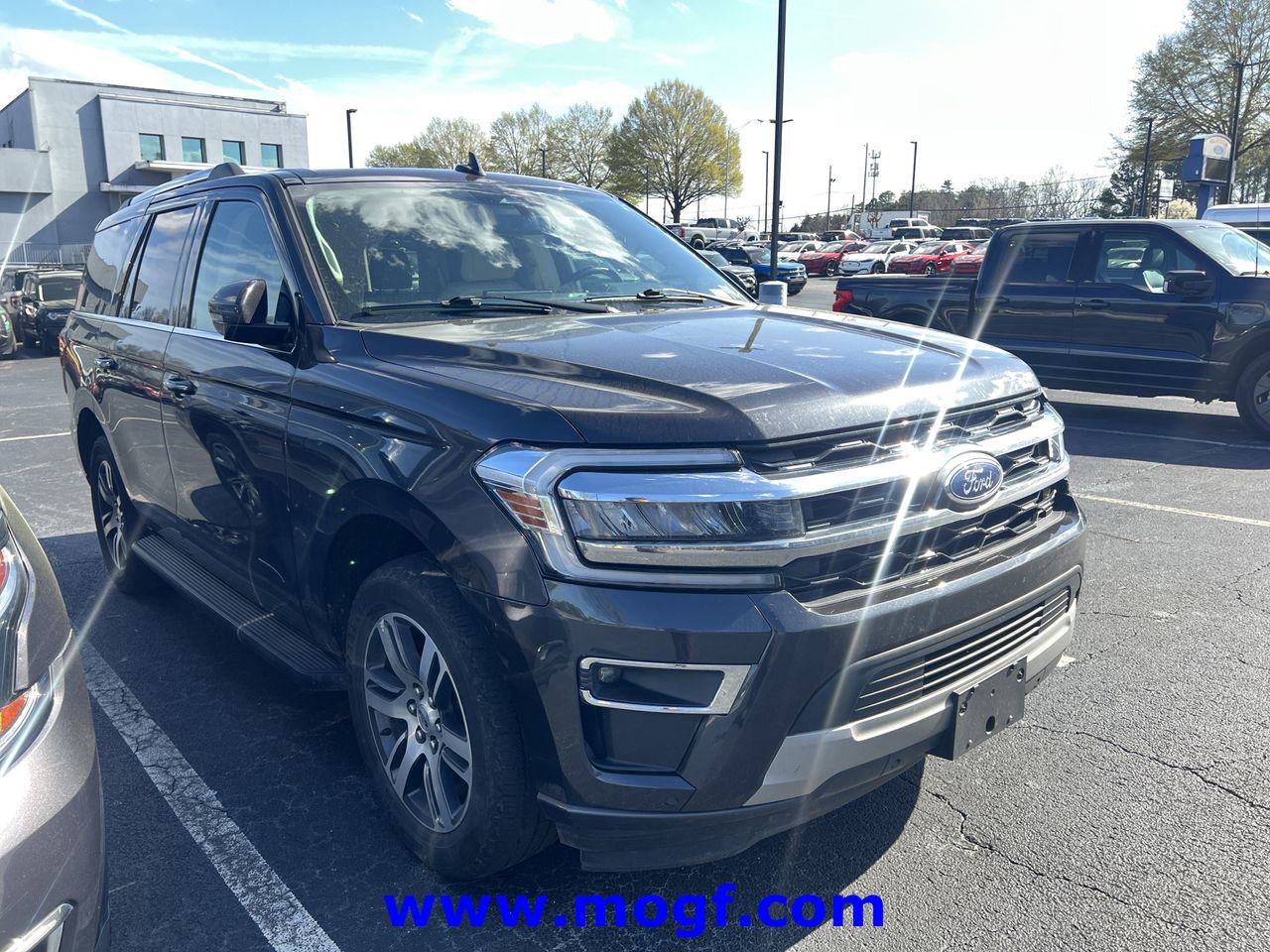 Certified 2024 Ford Expedition Limited image 4