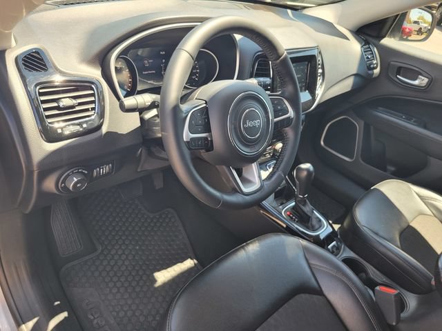 Used 2021 Jeep Compass Latitude AWD/4WD image 9