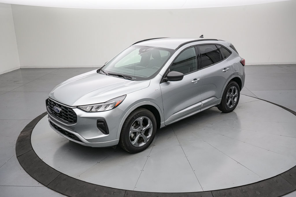Certified 2024 Ford Escape ST-Line w/ Tech Pack #1 AWD/4WD image 8