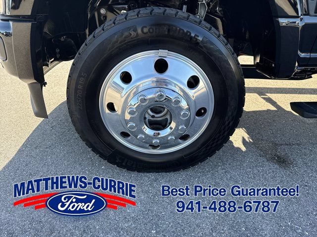 Certified 2026 Ford F450 Platinum w/ FX4 Off-Road Package AWD/4WD image 18
