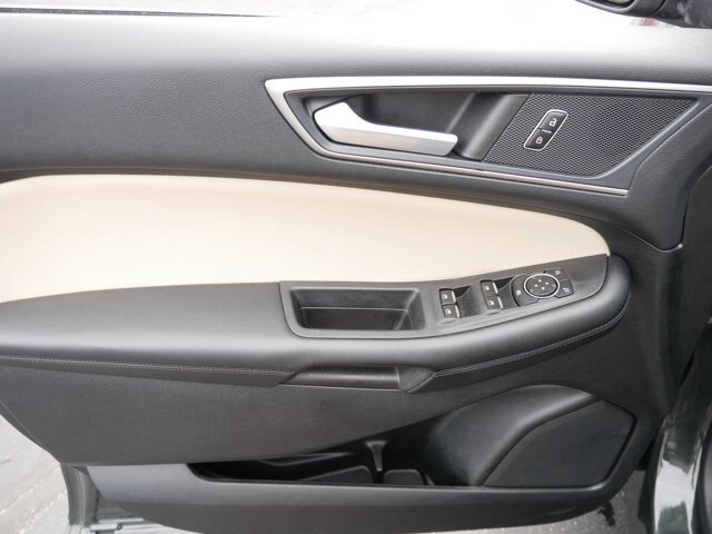 Certified 2022 Ford Edge SEL w/ Convenience Package AWD/4WD image 10