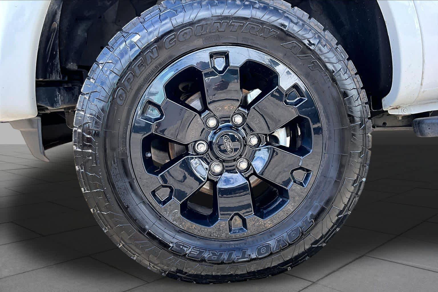 Certified 2019 Ford Ranger XLT w/ Black Appearance Package RWD image 13