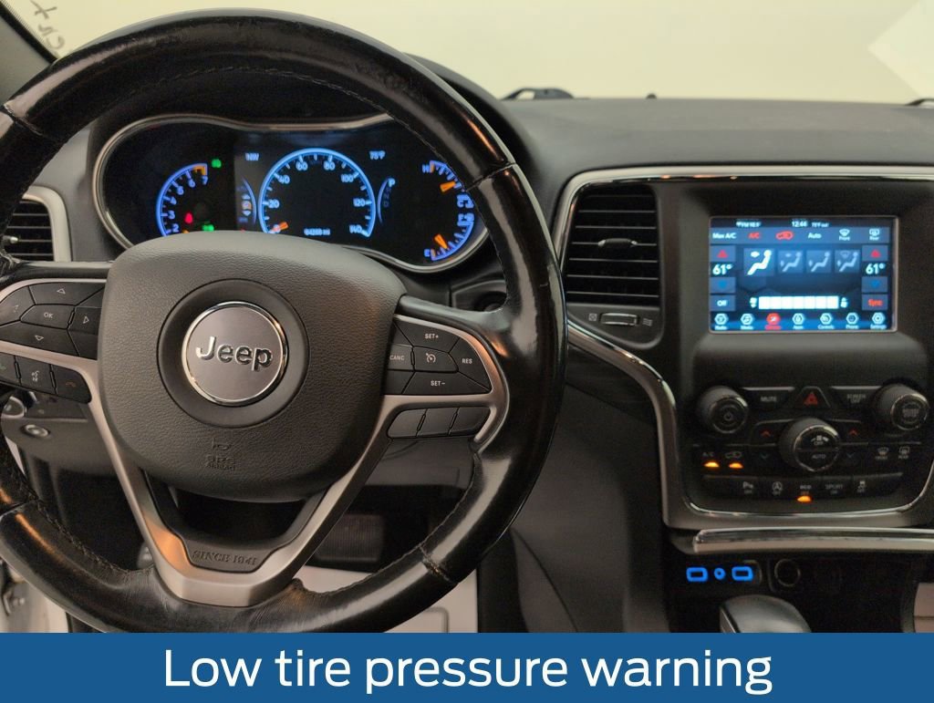 Used 2021 Jeep Grand Cherokee Laredo image 22