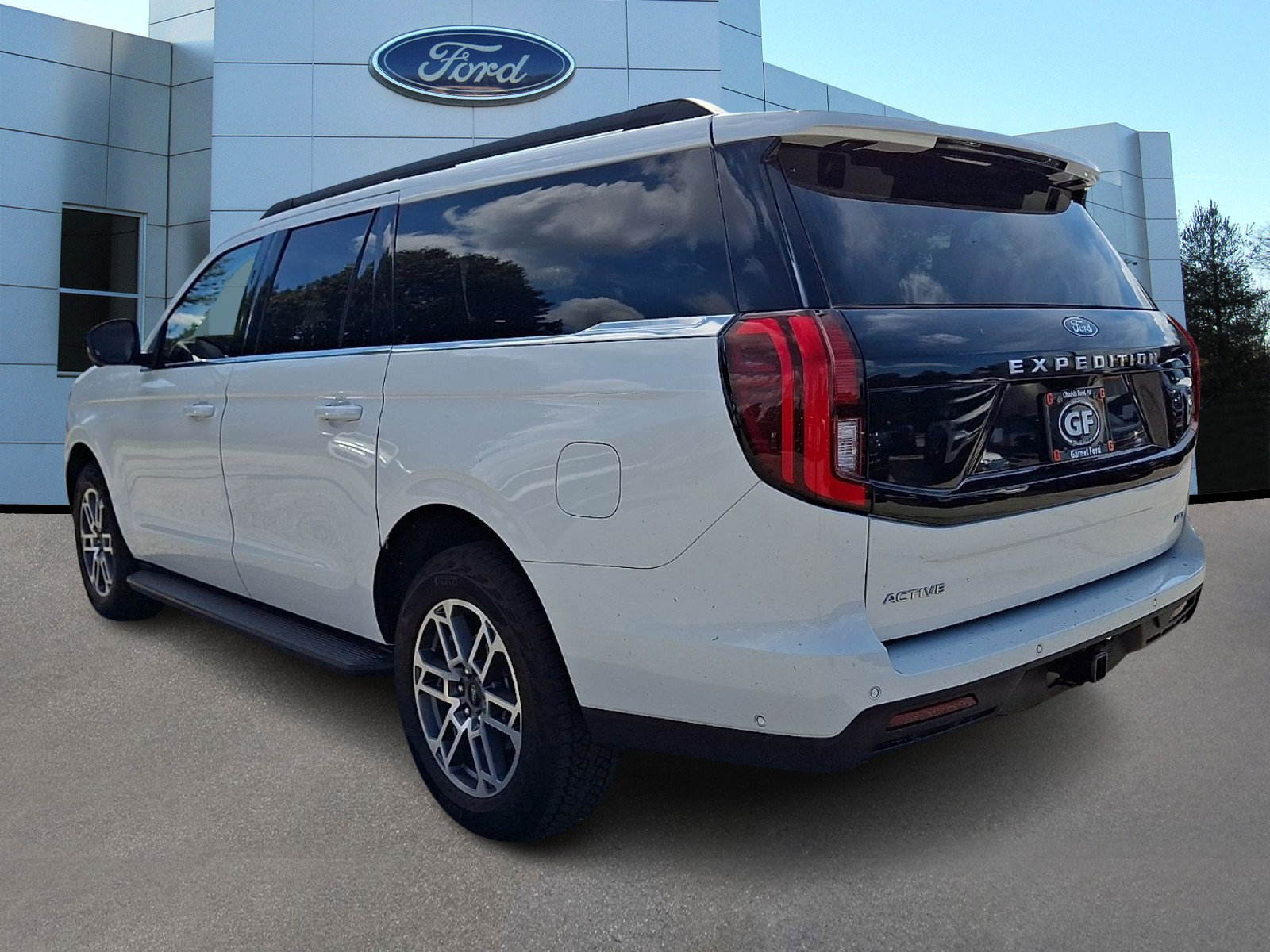 Certified 2025 Ford Expedition Max Active AWD/4WD image 5