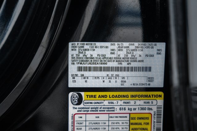 Certified 2025 Ford Expedition Active image 52