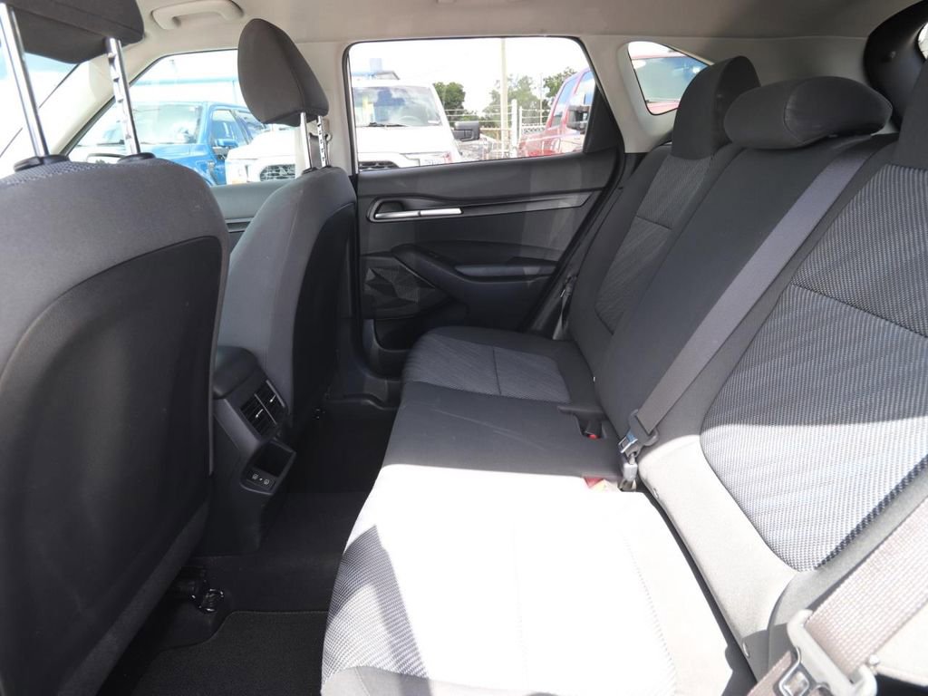 Used 2024 Kia Seltos LX AWD/4WD image 4