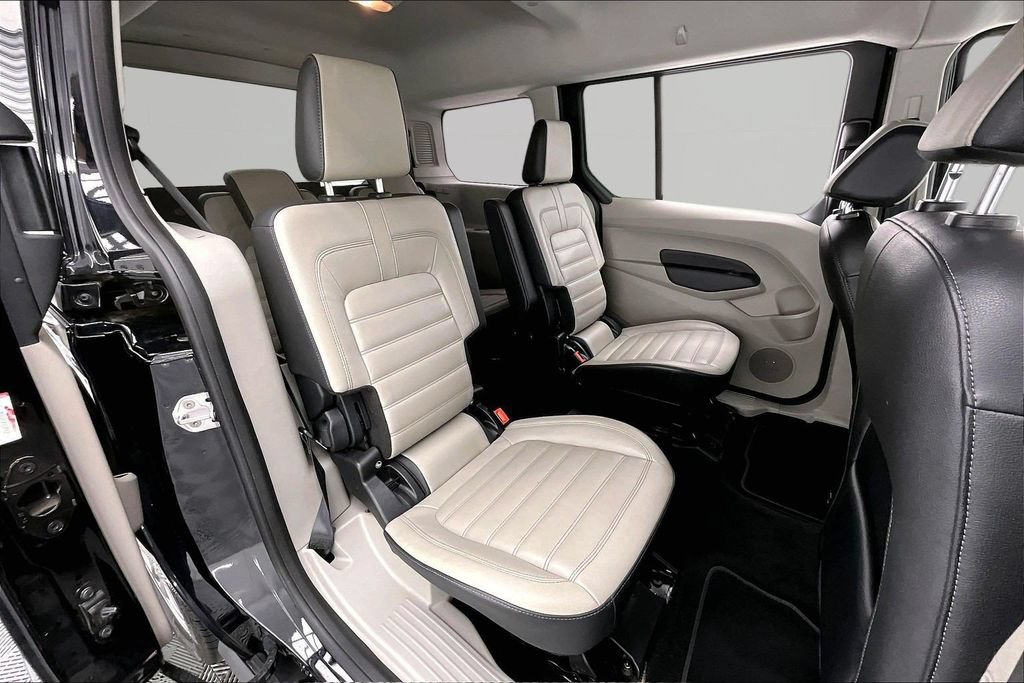 Certified 2023 Ford Transit Connect Titanium w/ Trailer Tow Package FWD image 27