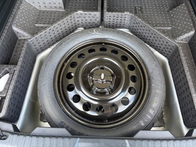 Certified 2019 Ford Edge Titanium w/ Equipment Group 301A FWD image 38