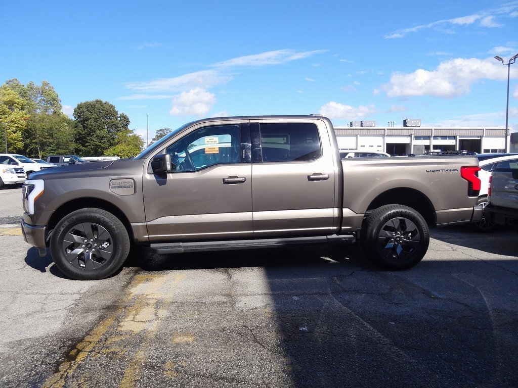 Certified 2023 Ford F150 Lightning Lariat w/ Max Trailer Tow Package image 2