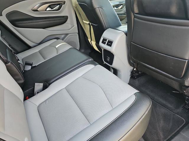 Used 2024 GMC Terrain SLT FWD image 11