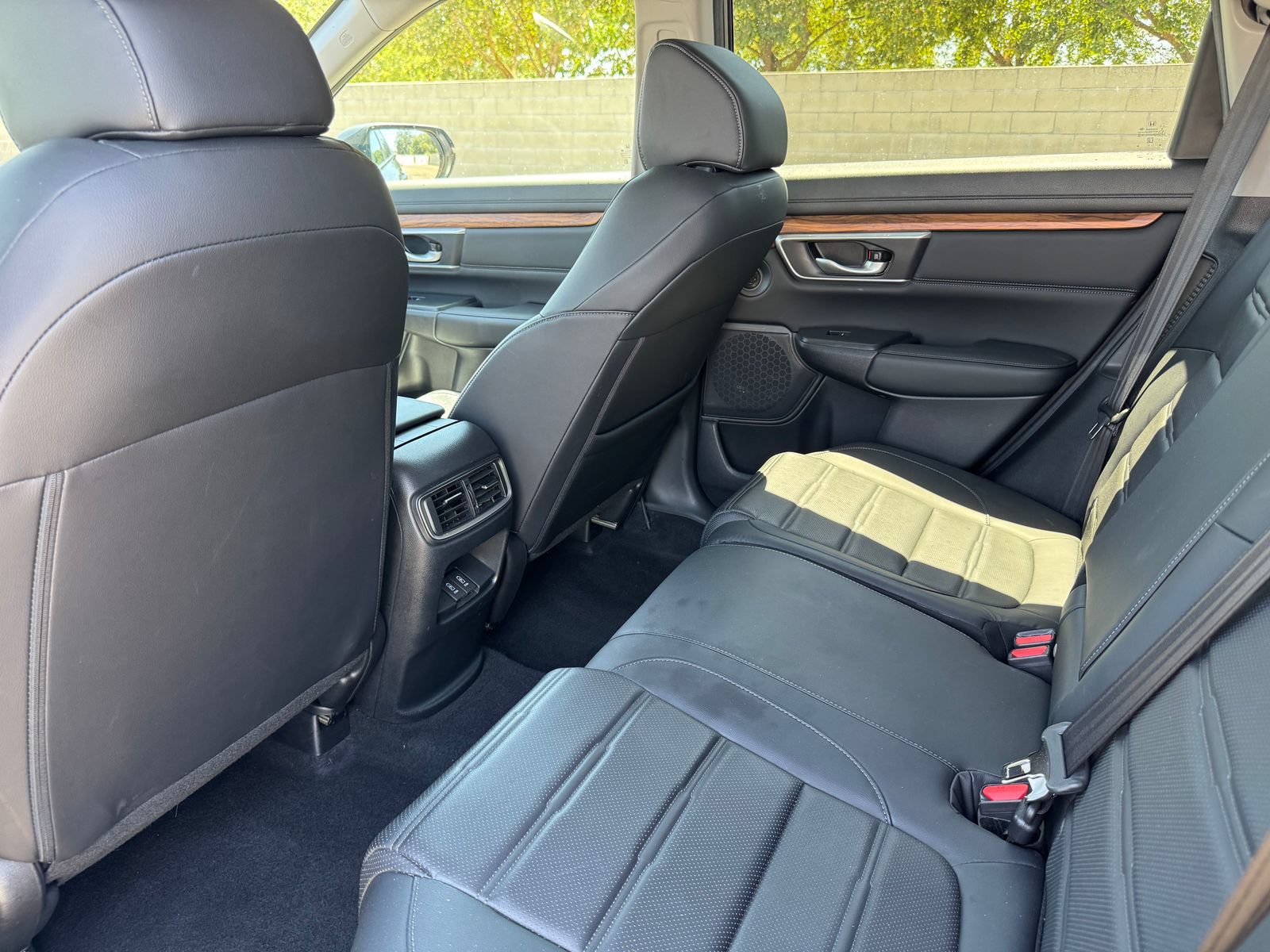 Used 2022 Honda CR-V Touring image 14