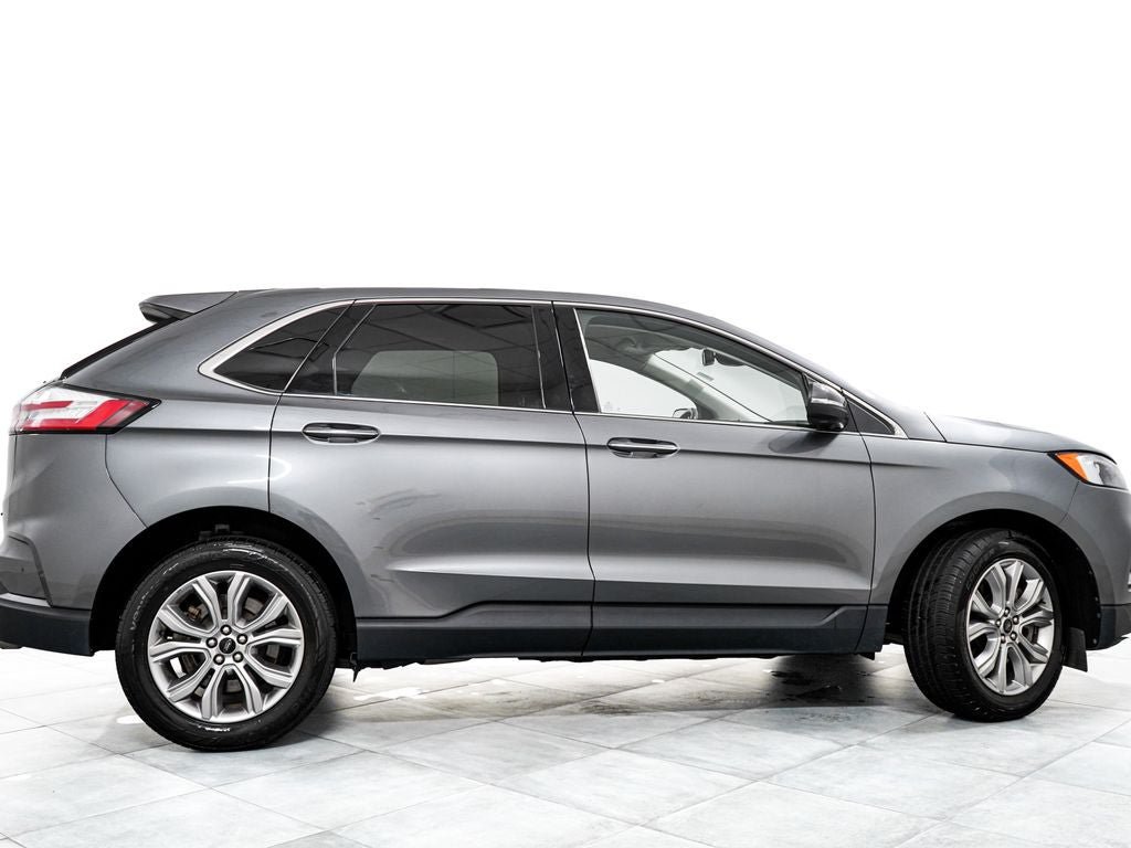 Certified 2024 Ford Edge Titanium AWD/4WD image 7