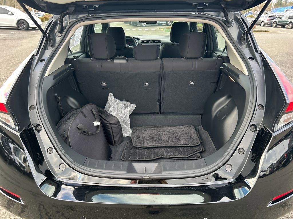 Used 2024 Nissan Leaf SV Plus image 33